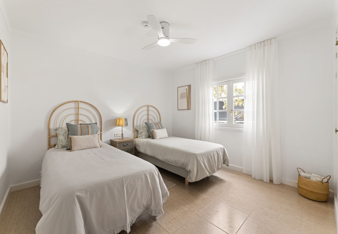 Bungalow in Puerto del Carmen -  Paraíso Marino by EscapeHome 