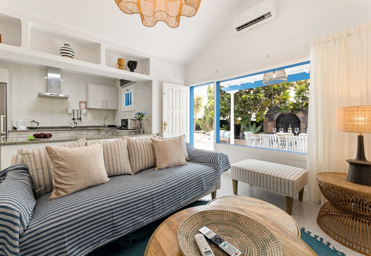 Bungalow in Puerto del Carmen -  Paraíso Marino by EscapeHome 