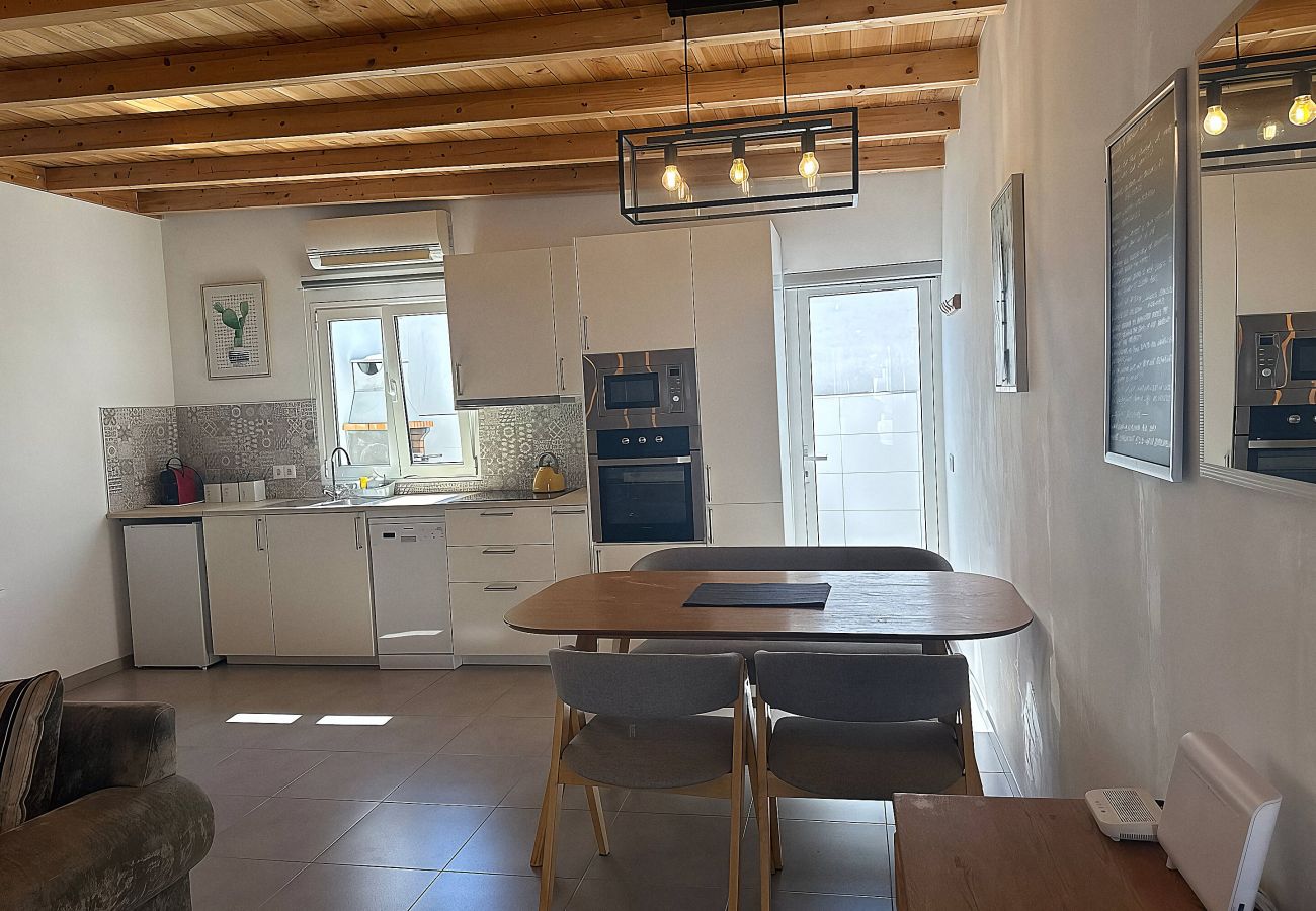 Apartment in Tías - Apartamento Alma 2 by Escape Home 