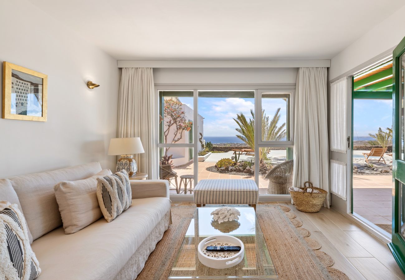 Villa à Tías - Villa Los Aljibes by Escape Home