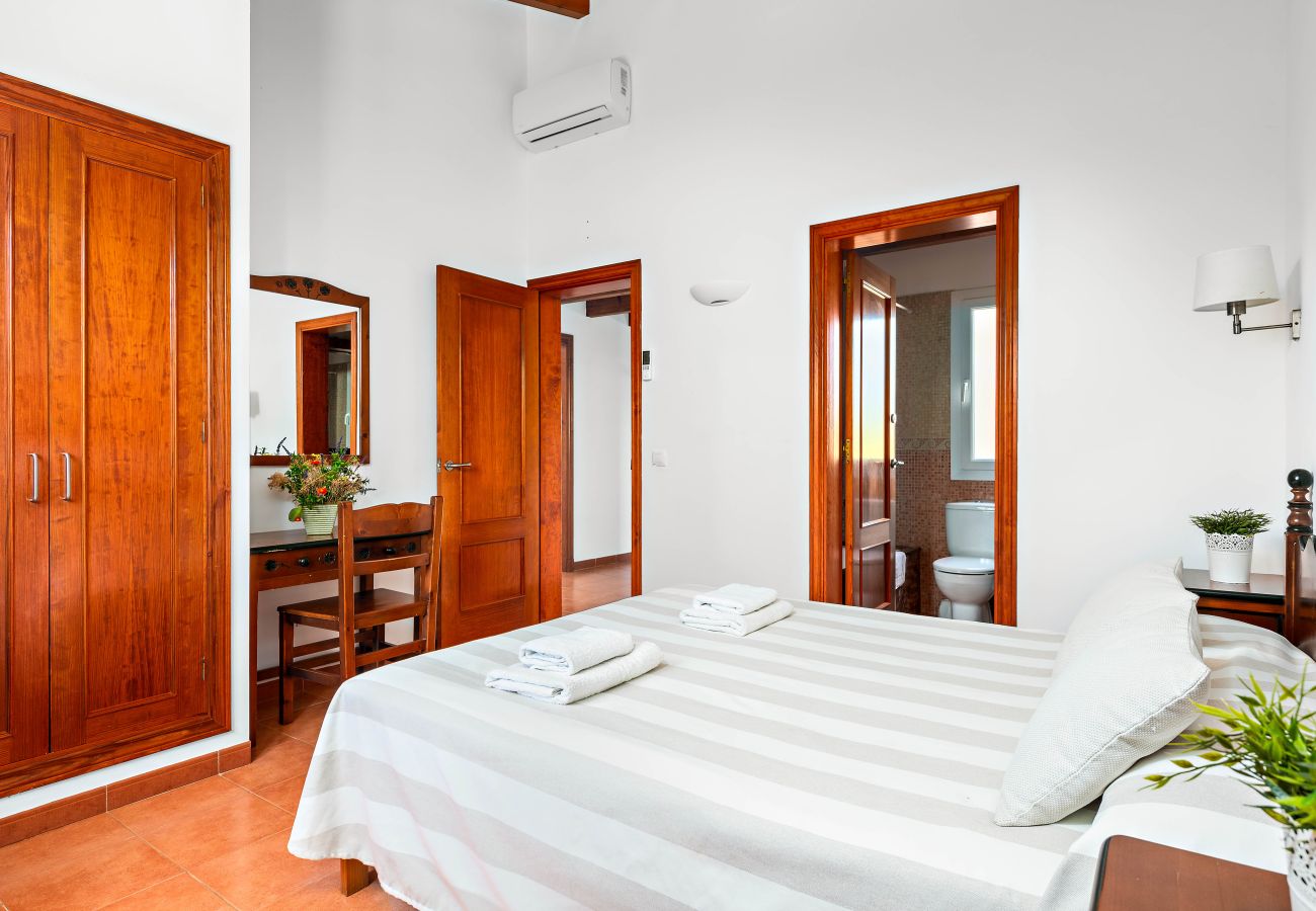 Villa em Cap d´Artruix - Villas Begonias by Escape Home
