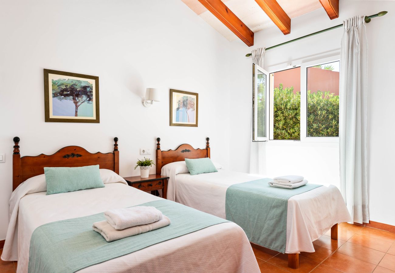 Villa em Cap d´Artruix - Villas Begonias by Escape Home