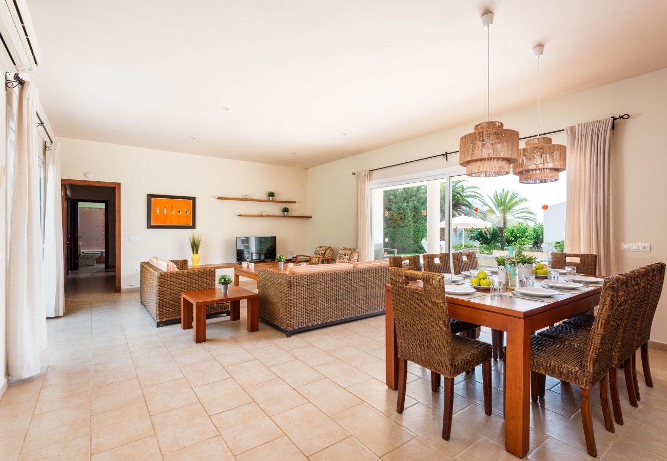 Villa em Santo Tomas - Villa Lola by Escape Home