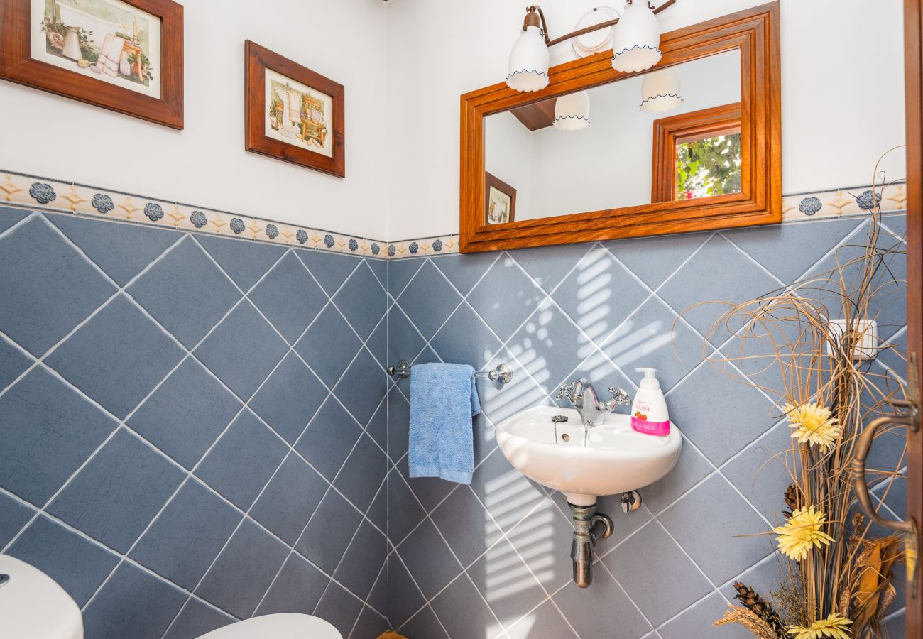 Villa em Cala Blanca - Villa Moll Moll by Escape Home