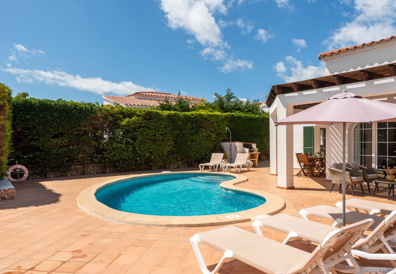 Villa em Calan Porter - Villa Rouss by Escape Home