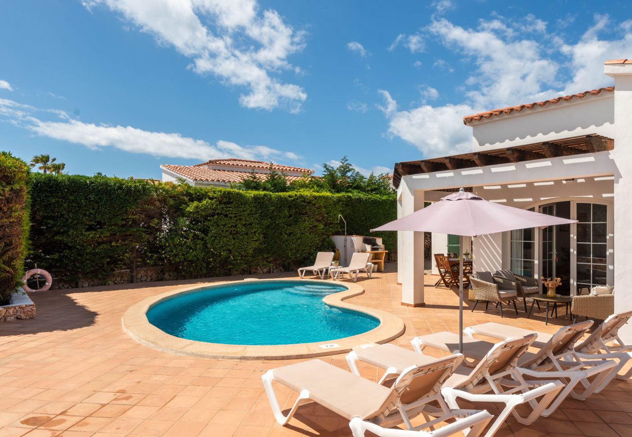 Villa em Calan Porter - Villa Rouss by Escape Home