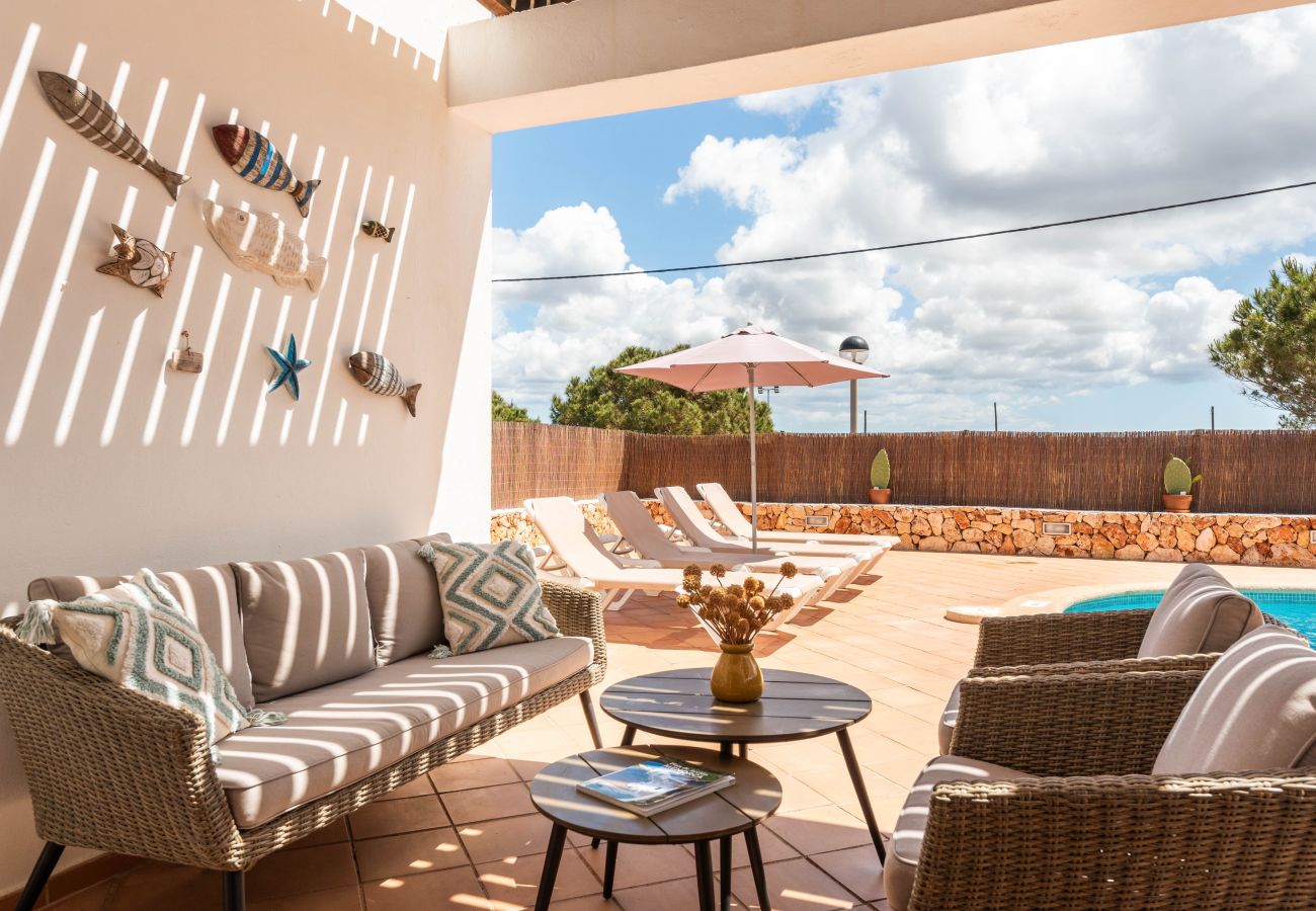 Villa em Calan Porter - Villa Rouss by Escape Home
