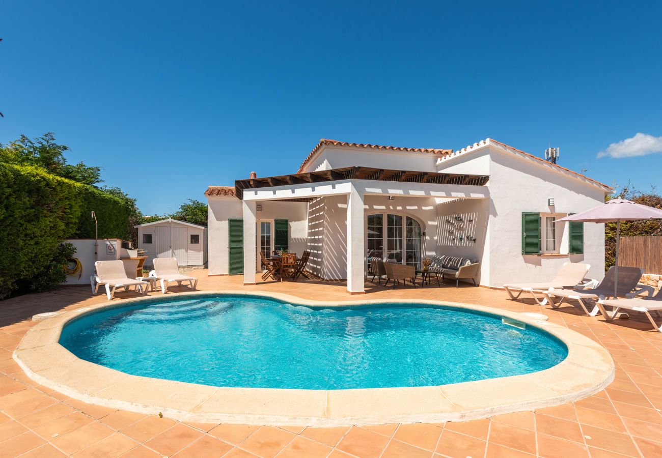 Villa em Calan Porter - Villa Rouss by Escape Home