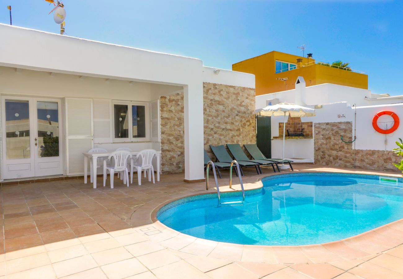 Villa em Cala Blanca - Villa 10 Marias by Escape Home