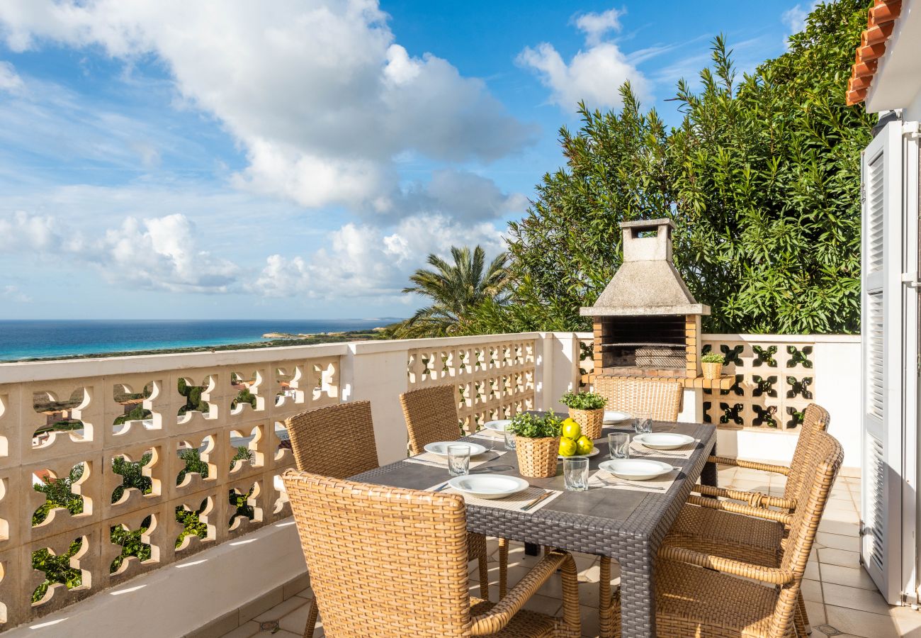 Villa em Son Bou - Villa Castellet by Escape Home