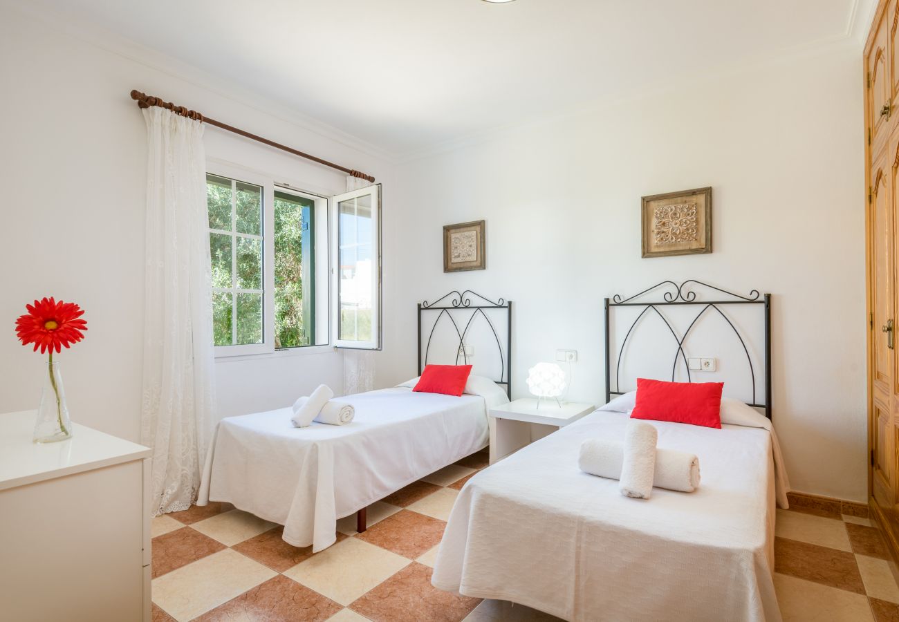 Villa em Calan Porter - Villa Marques By Escape Home
