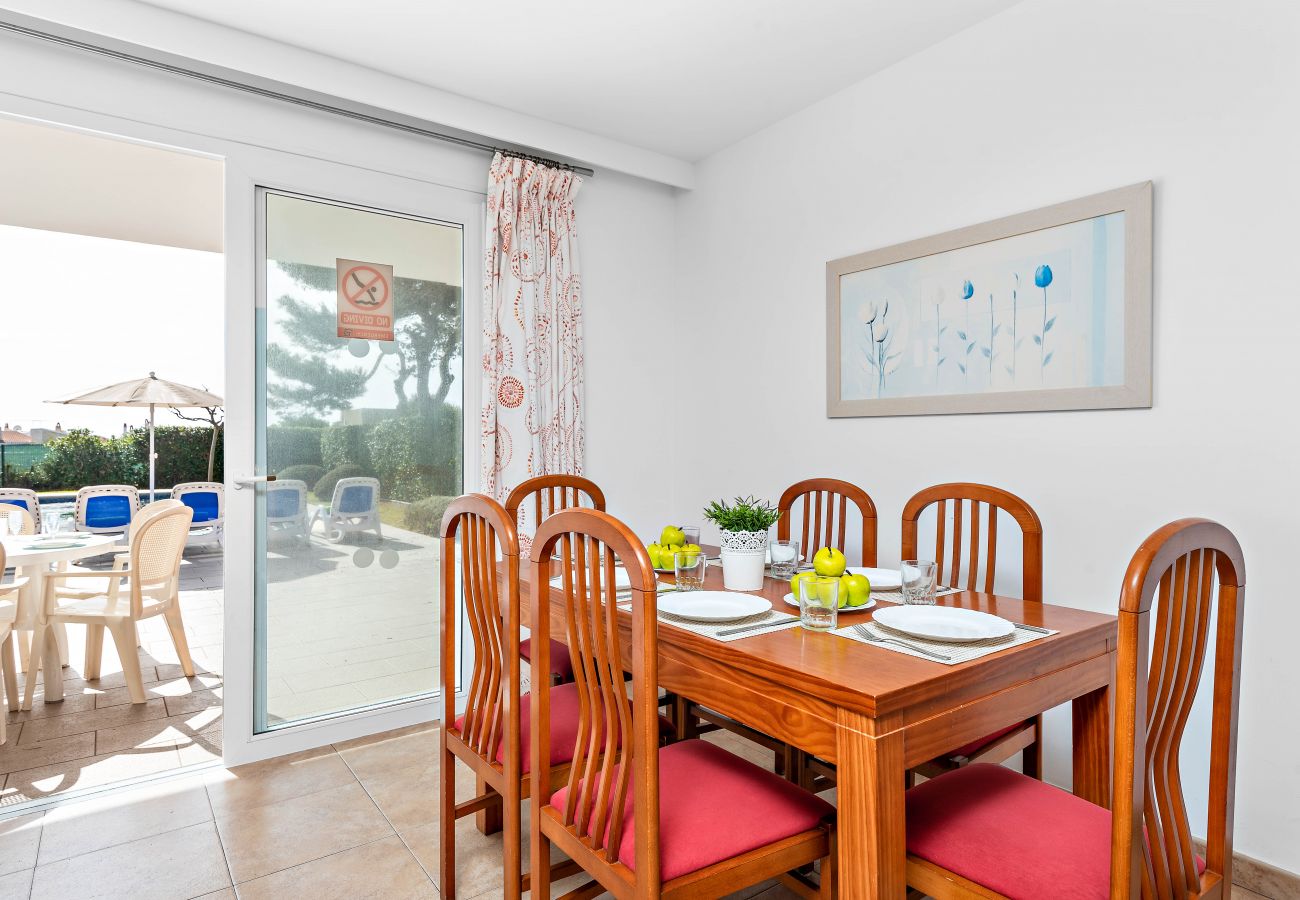 Villa em Cala´n Bosch - Villa Olivia by Escape Home