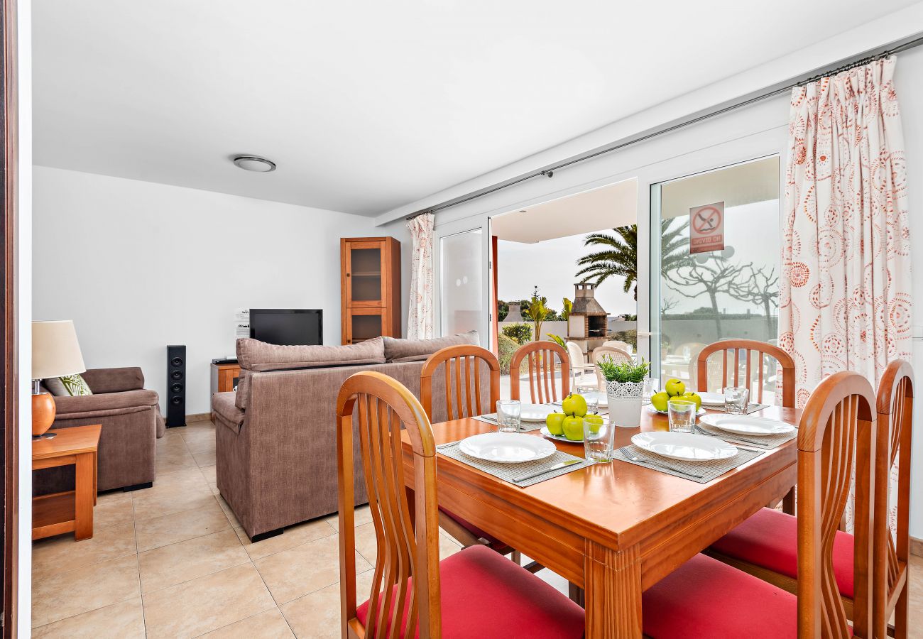 Villa em Cala´n Bosch - Villa Olivia by Escape Home