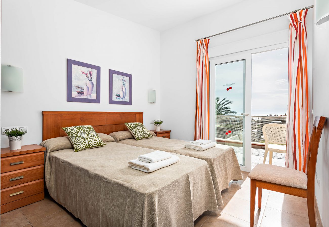 Villa em Cala´n Bosch - Villa Olivia by Escape Home