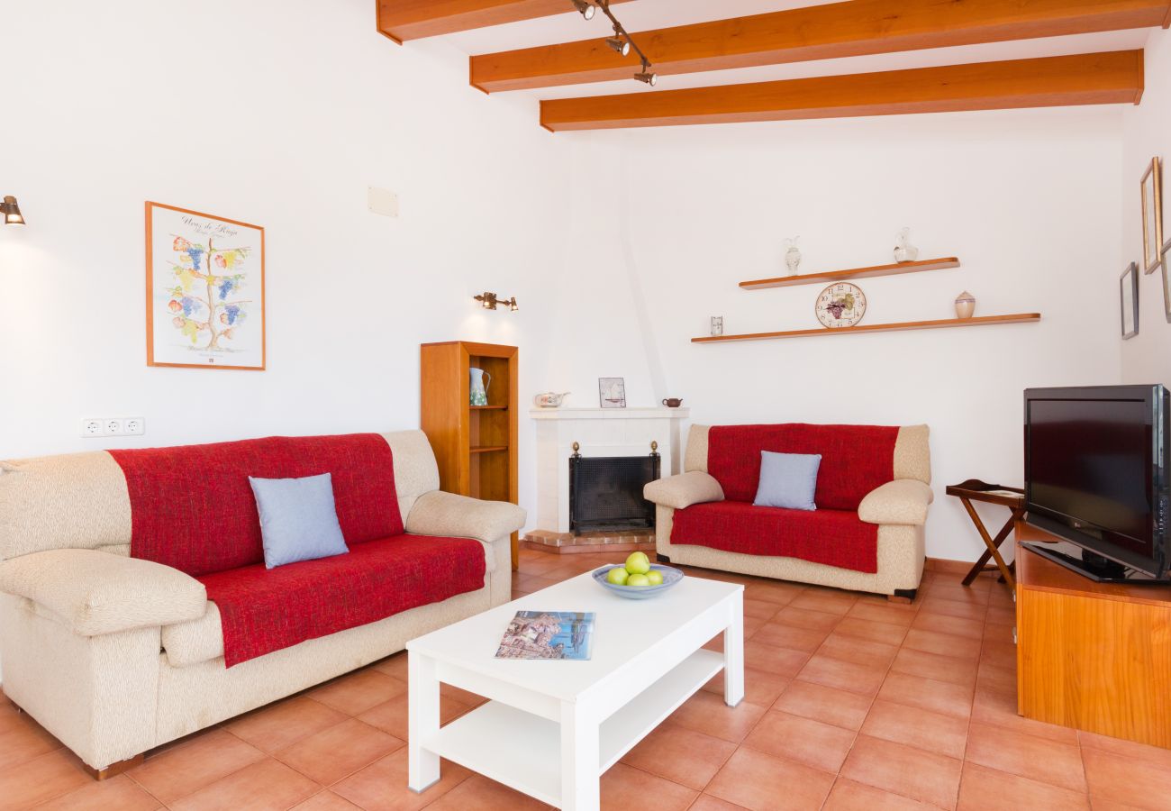 Villa em Arenal d´en Castell - Villa Romani Arenal by Escape Home