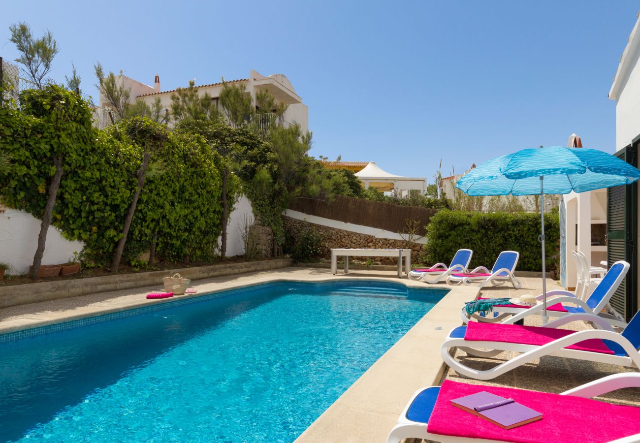 Villa em Arenal d´en Castell - Villa Romani Arenal by Escape Home