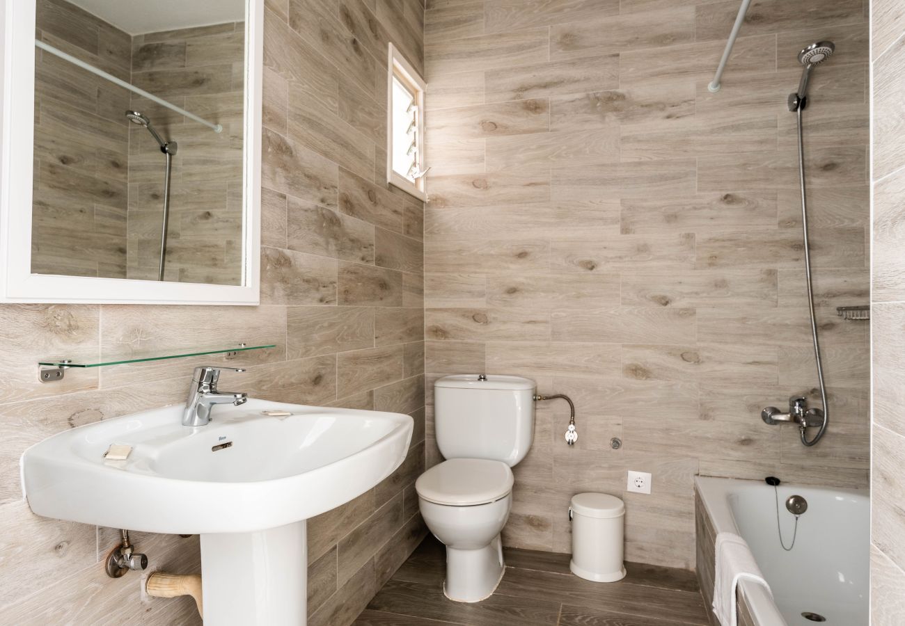 Apartamento em Cala Galdana - Apartamentos Alta Galdana Playa by Escape Home