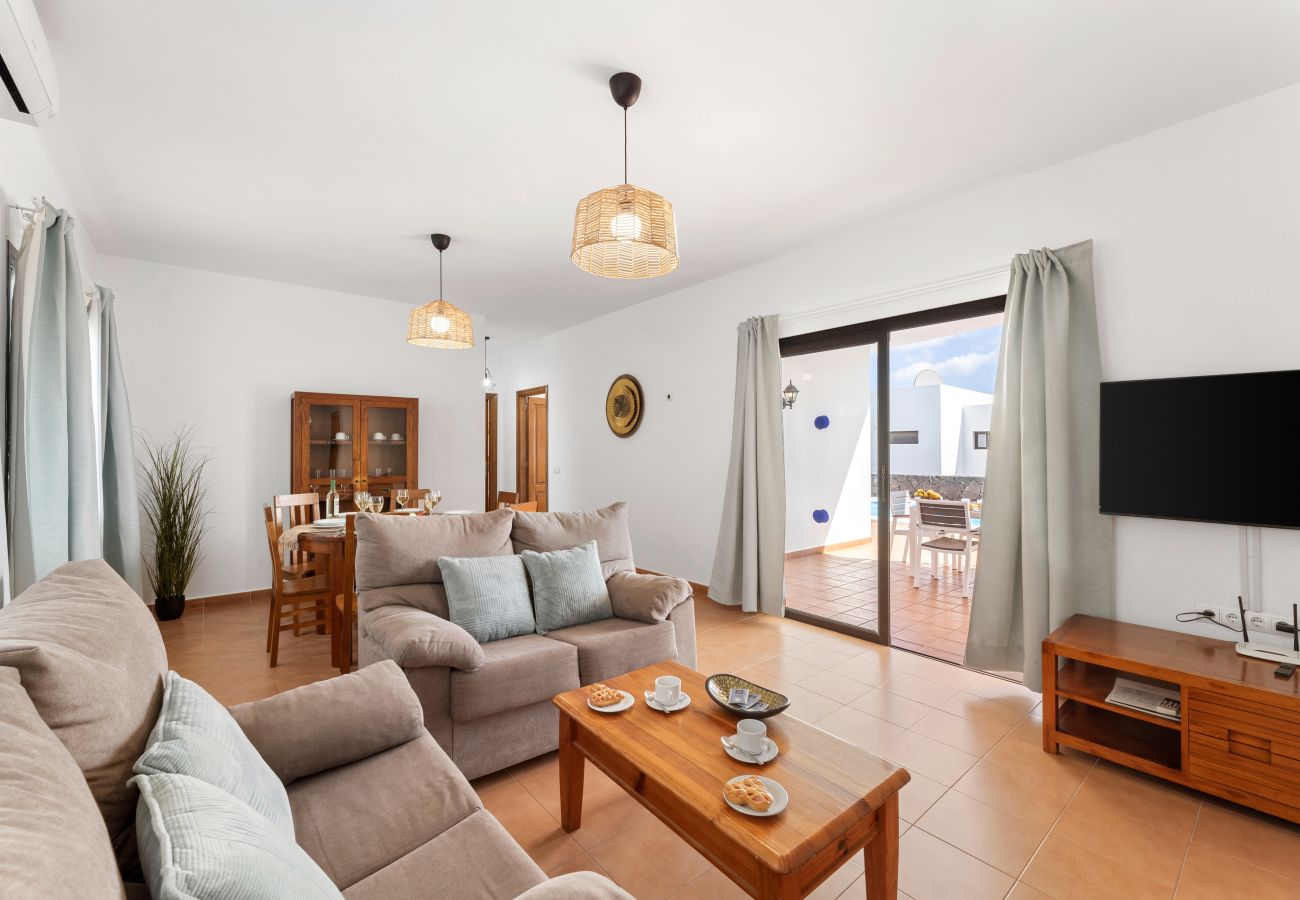Villa em Playa Blanca - Villa Dafne by Escape Home
