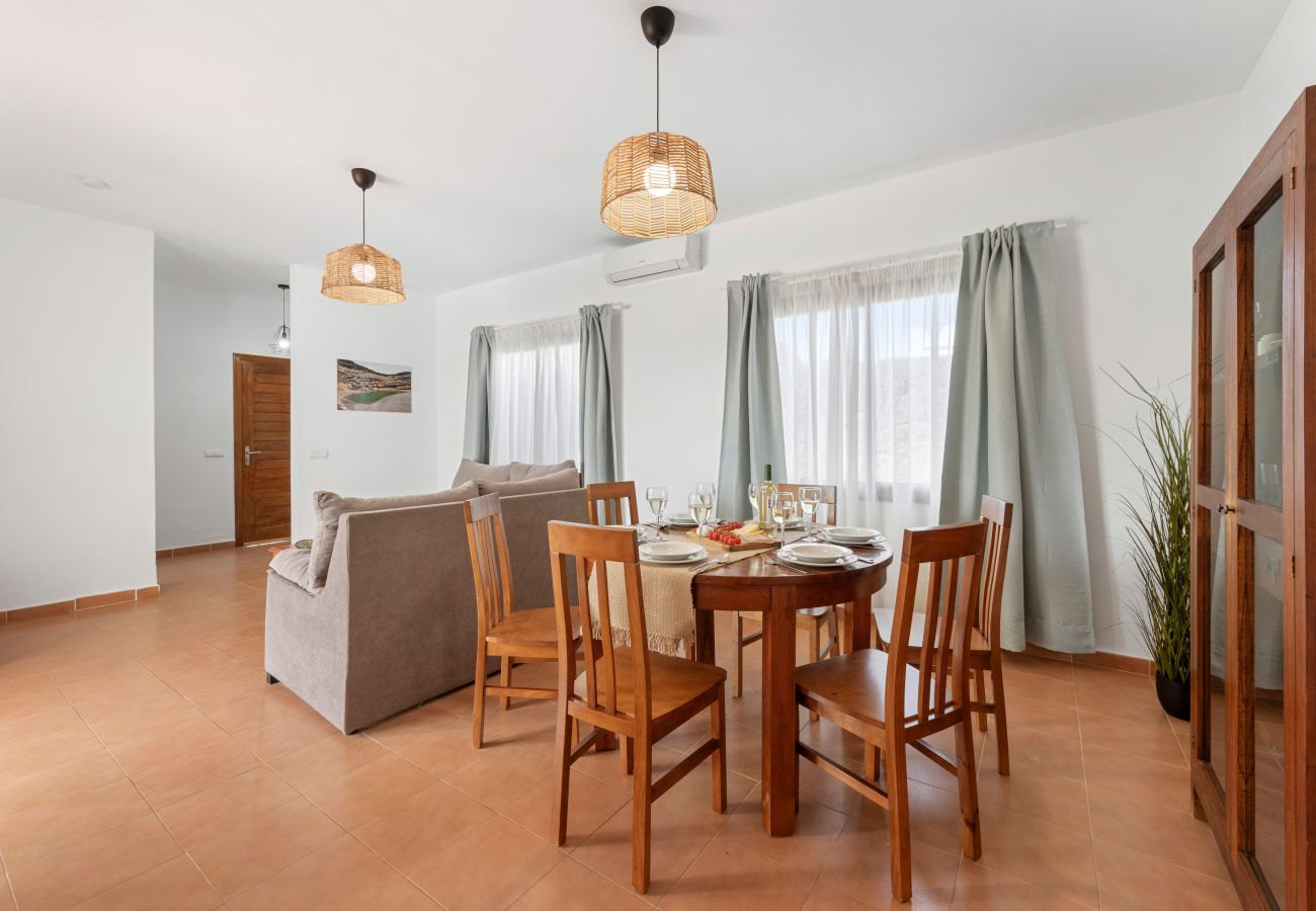 Villa em Playa Blanca - Villa Dafne by Escape Home