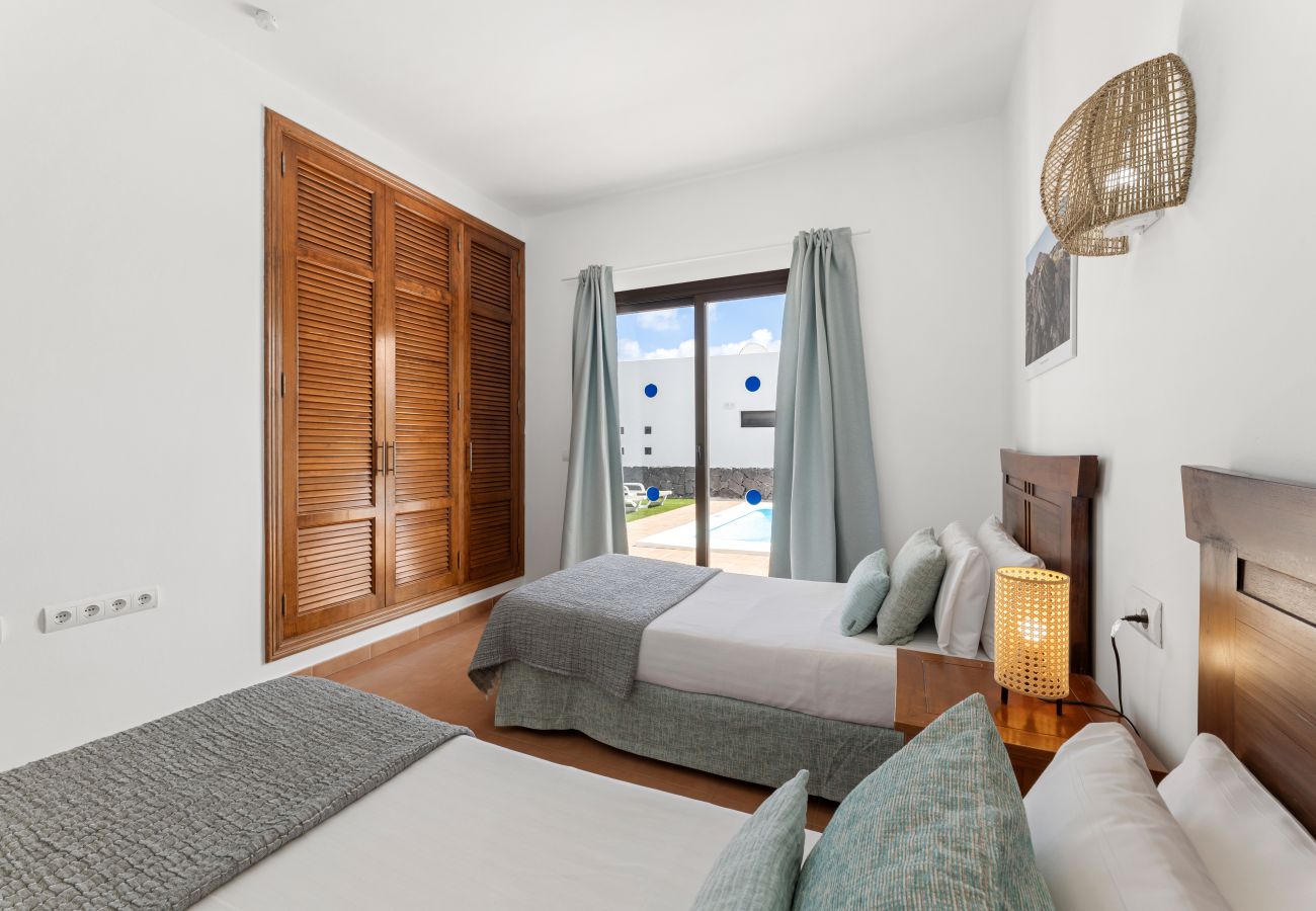 Villa em Playa Blanca - Villa Dafne by Escape Home