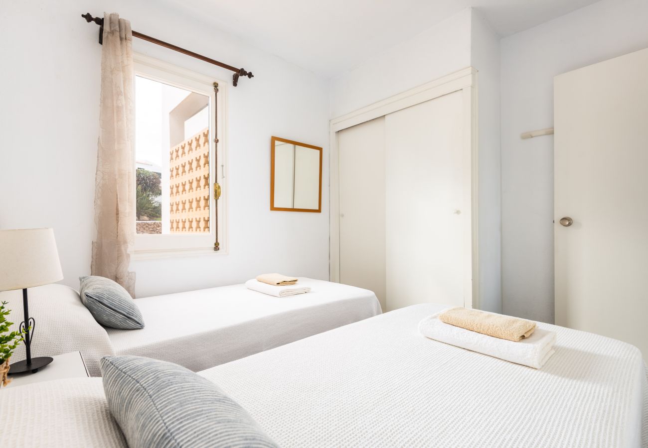 Apartamento em Arenal d'en Castell - Apartamento Els Pins By Escape Home