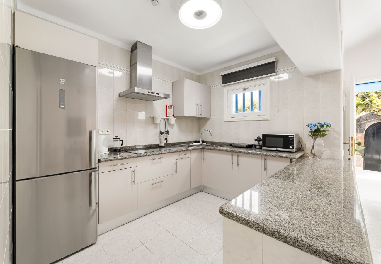 Bungalow em Puerto del Carmen -  Paraíso Marino by EscapeHome 