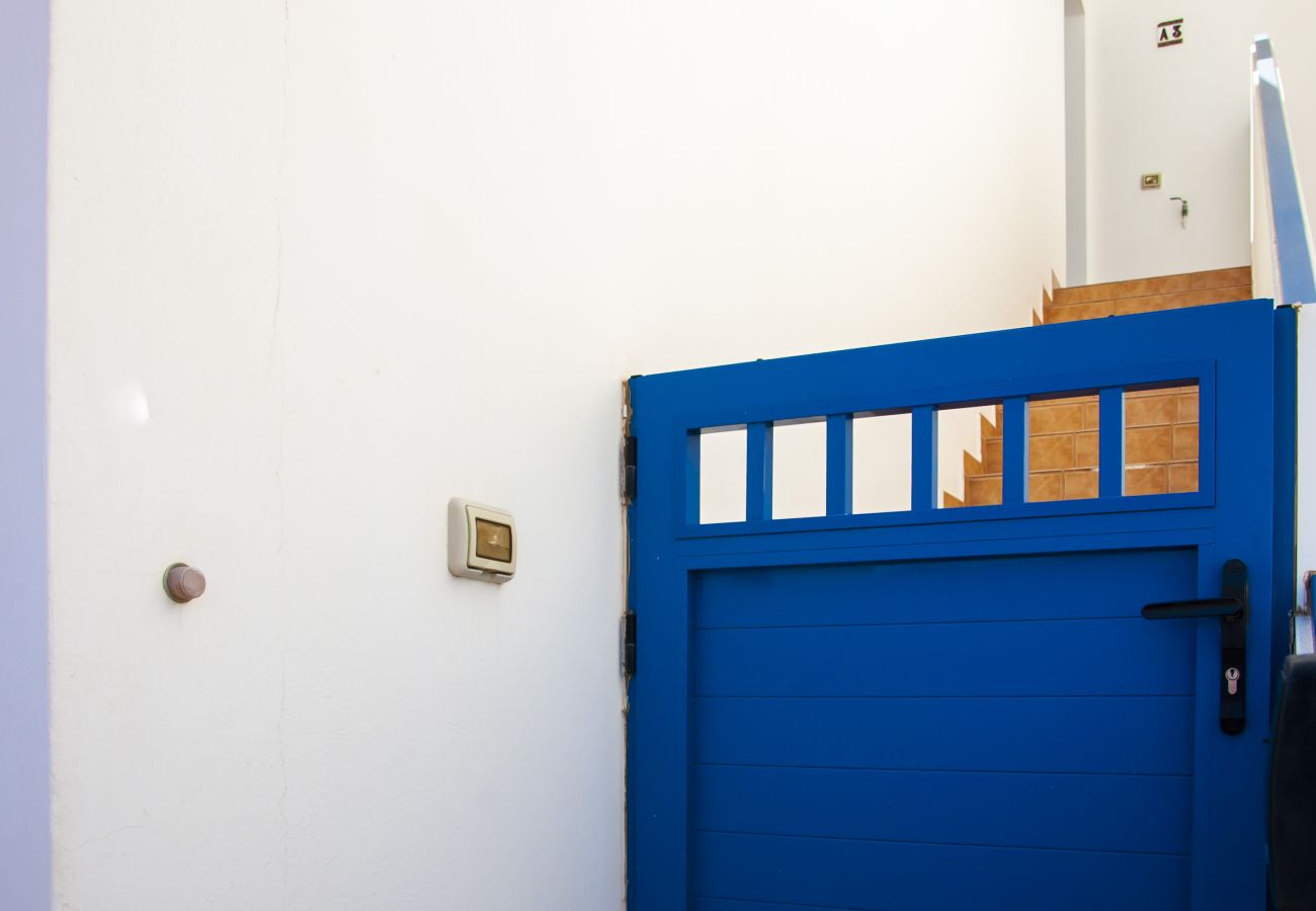 Apartamento em  Famara - El Arenal de Famara by Escape Home