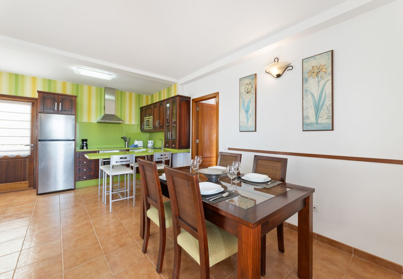 Villa em Playa Blanca - Casa Luna by Escape Home